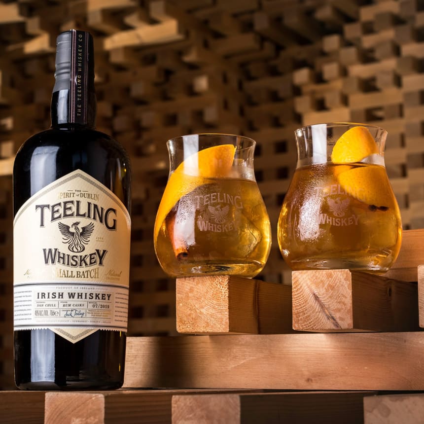 Viskikokteil Teeling Whiskey Old Fashioned