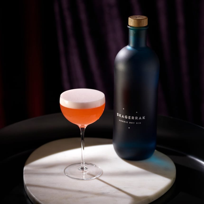 Skagerrak džinnikokteil mahlaka Apeoli ja mõrkja Campariga