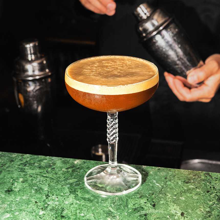 Sünk Gin Absindi Espresso Martini kokteili pilt