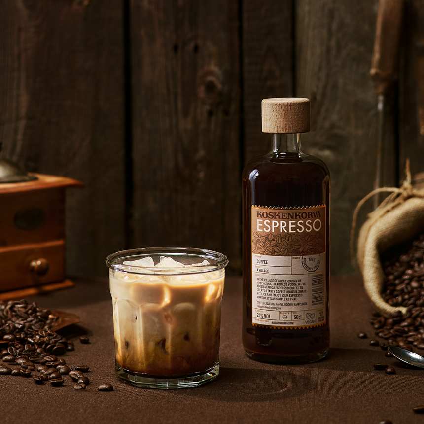 White Russian kokteil