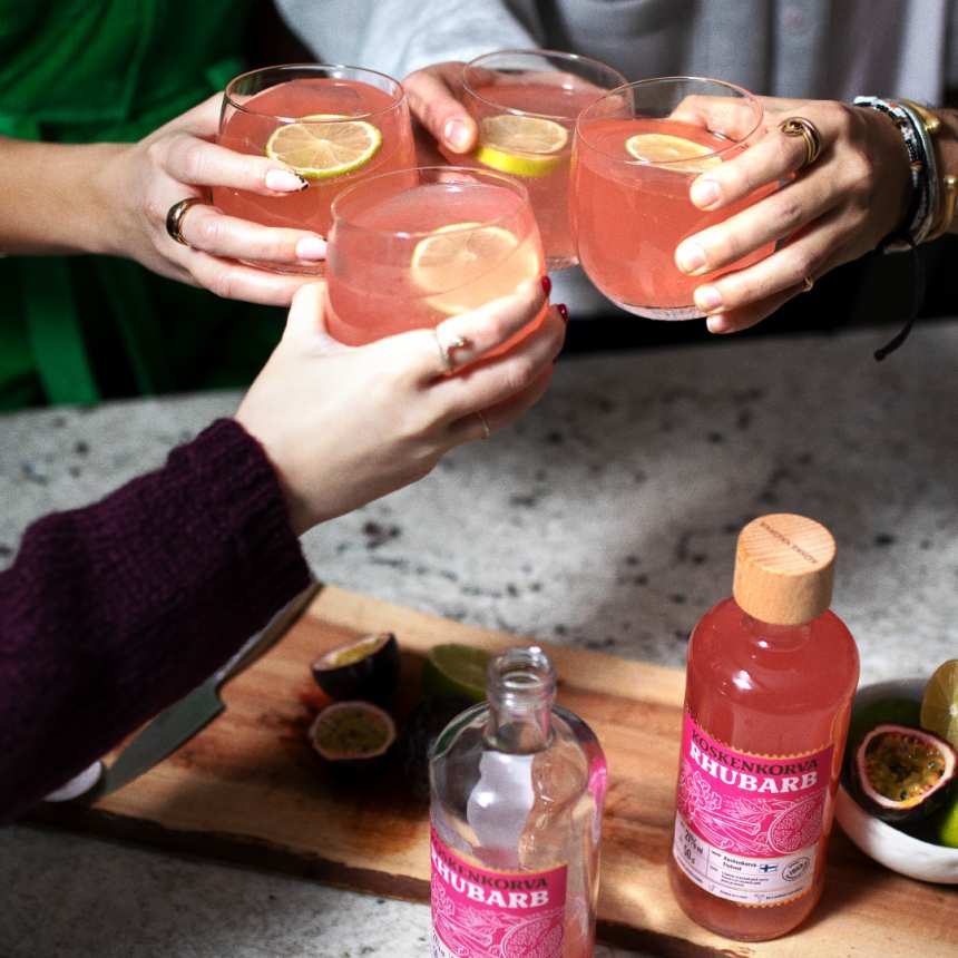 Rhubarb Splash kokteil