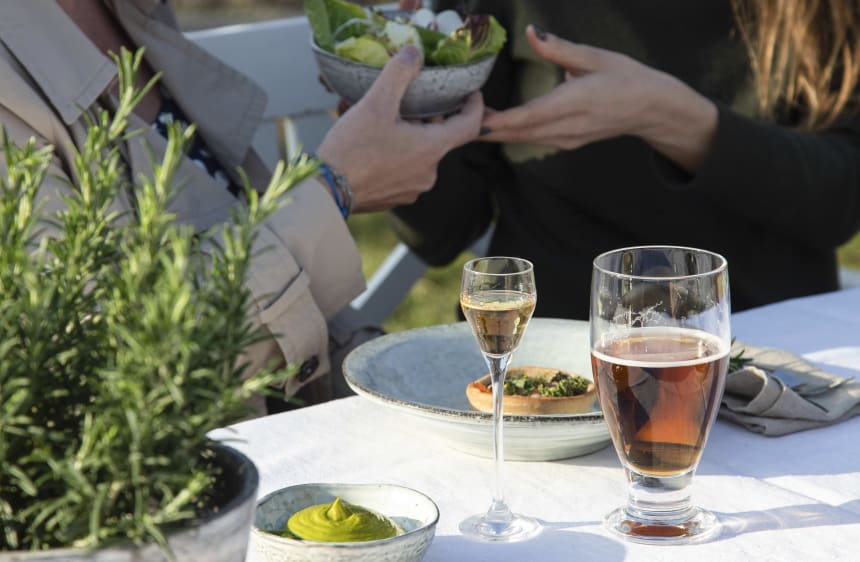 Linie Aquavit outdoor table setup