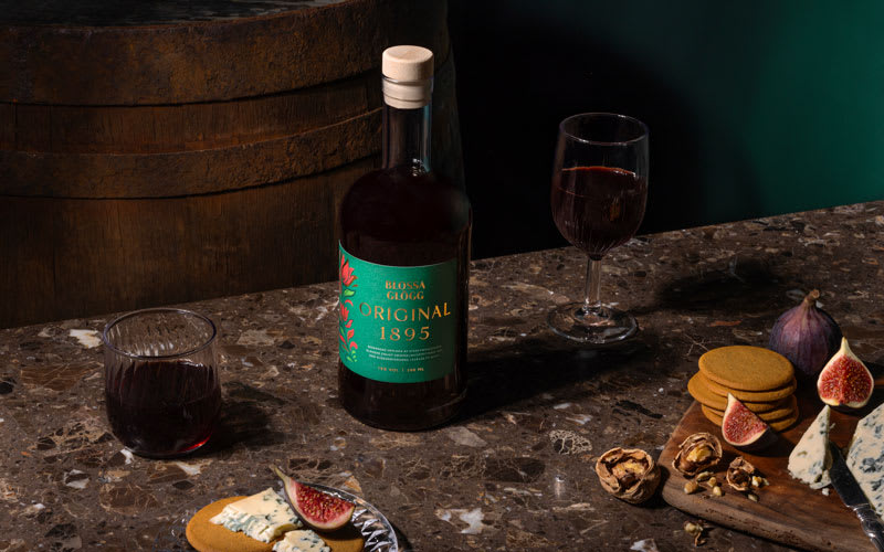 Blossa Glögg Original 1895 med tillbehör.