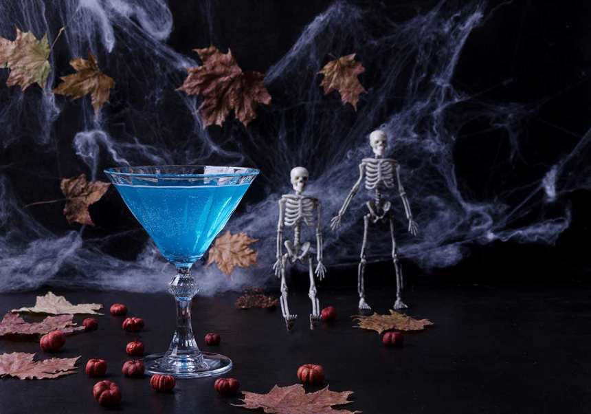 Blå drink till Halloween