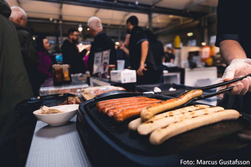 Korvgrillning på Korvfestivalen i Stockholm