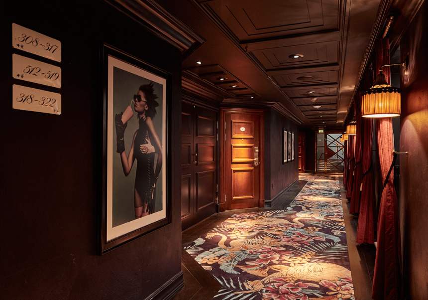 Hotellkorridor på MJ's