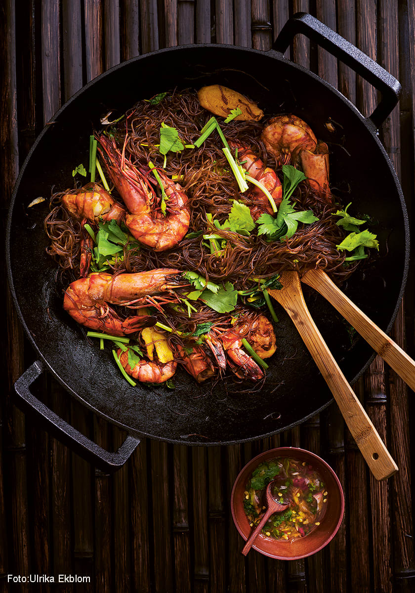 Thaiwok med glasnudlar och räkor - Kung xb Wunsen