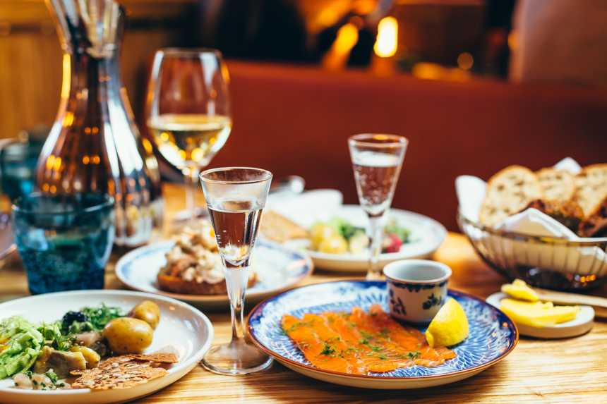 Smörgåsbord på restaurang Aquavit i London