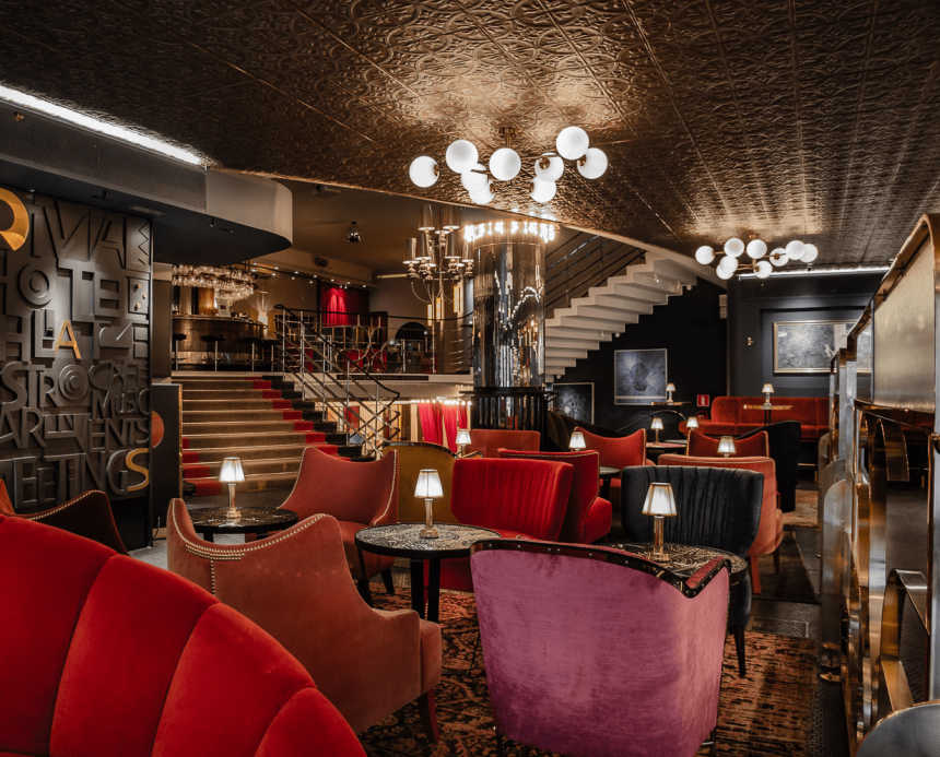 Watson's Bar lounge