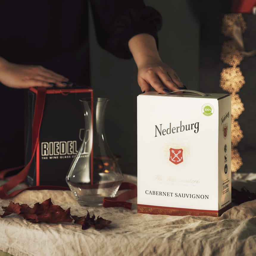 nederburg_ja_riedel_decanter