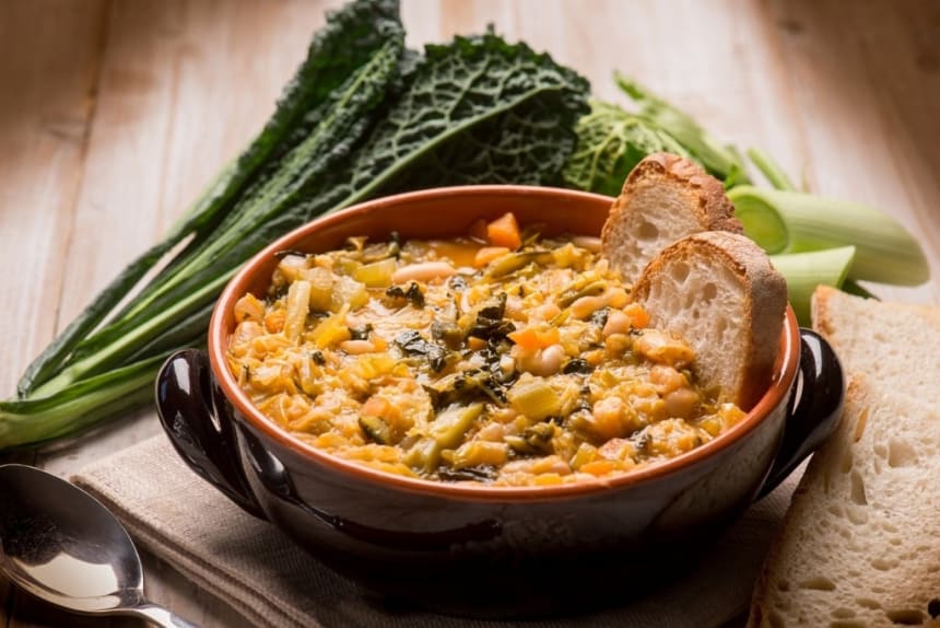 ribollita-vihanneskeitto