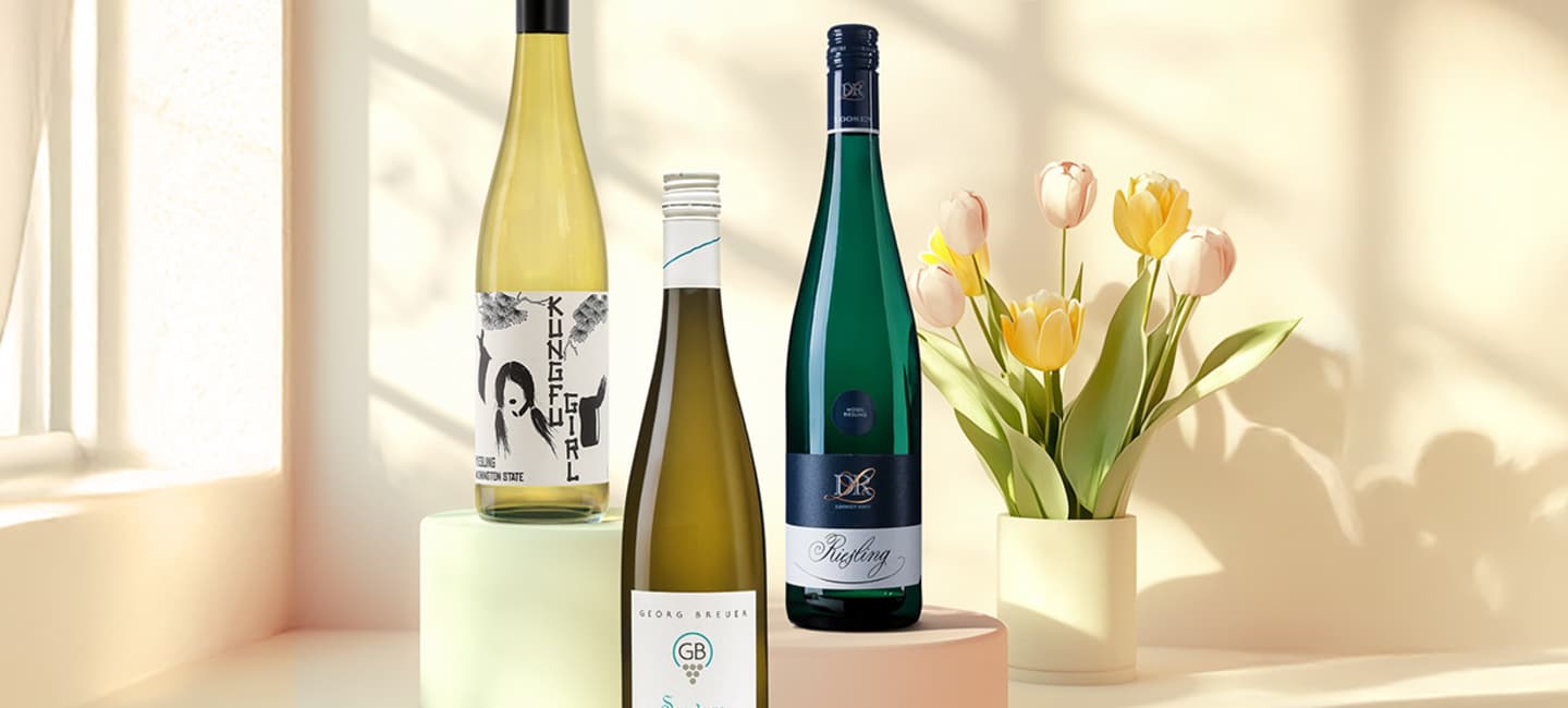 Tre flaskor riesling till Internationella Rieslingdagen.