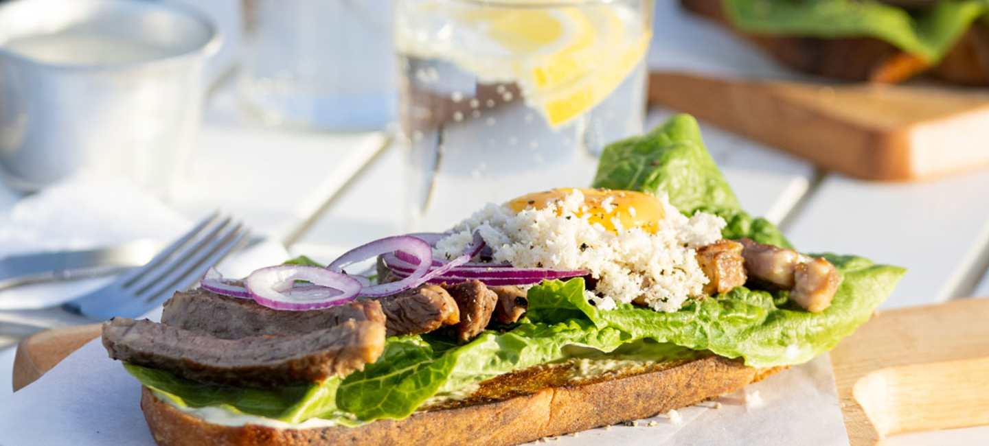 Bookmaker Toast, av Sanna Ohlander.