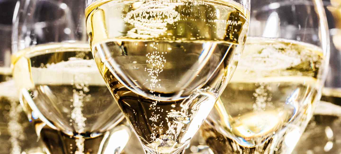 Crémant i tre glas, närbild.
