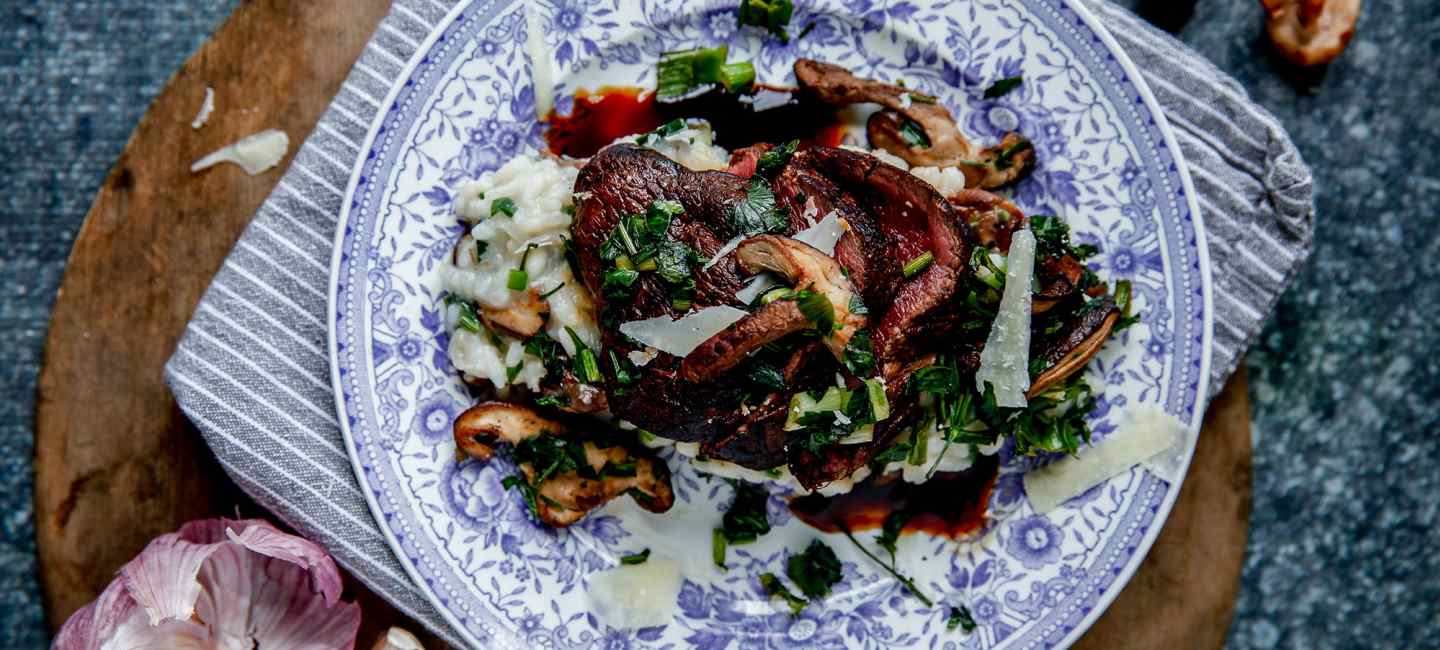 Örtrisotto med smörstekt shiitakesvamp och lammfilé