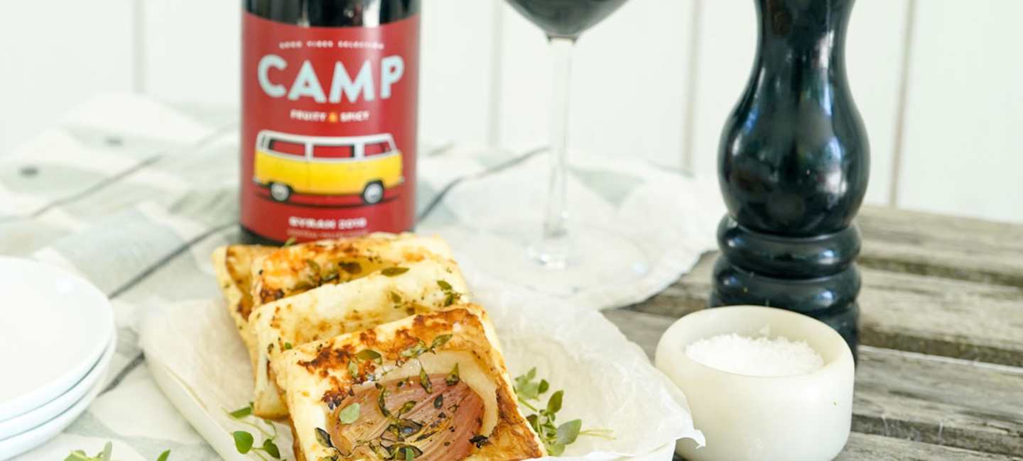 Lökpaj och CAMP Syrah.