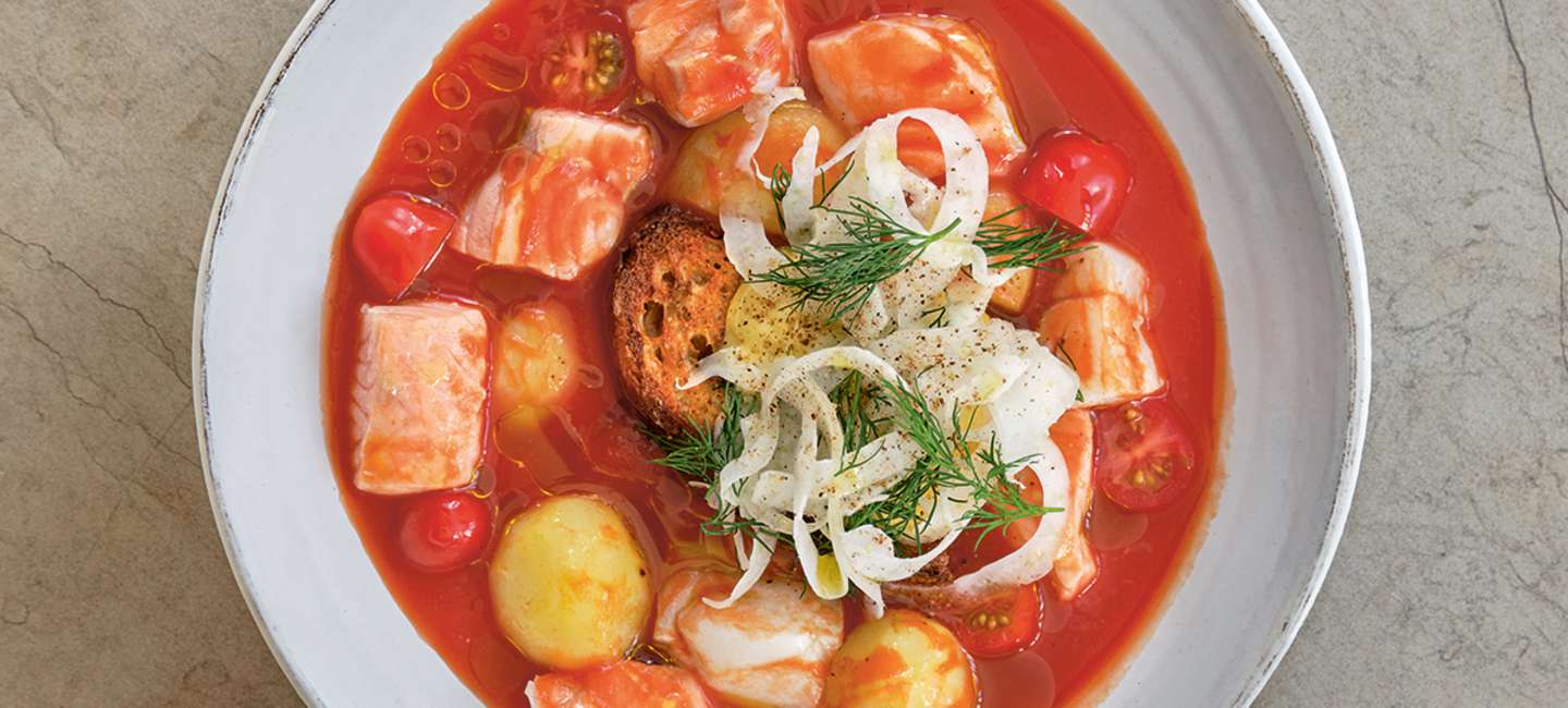 Fisksoppa med tomat- & fänkålssallad