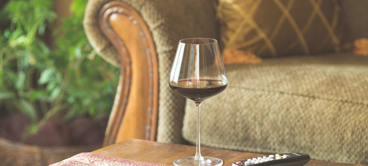 Årets bästa tv-serier med matchande vin.