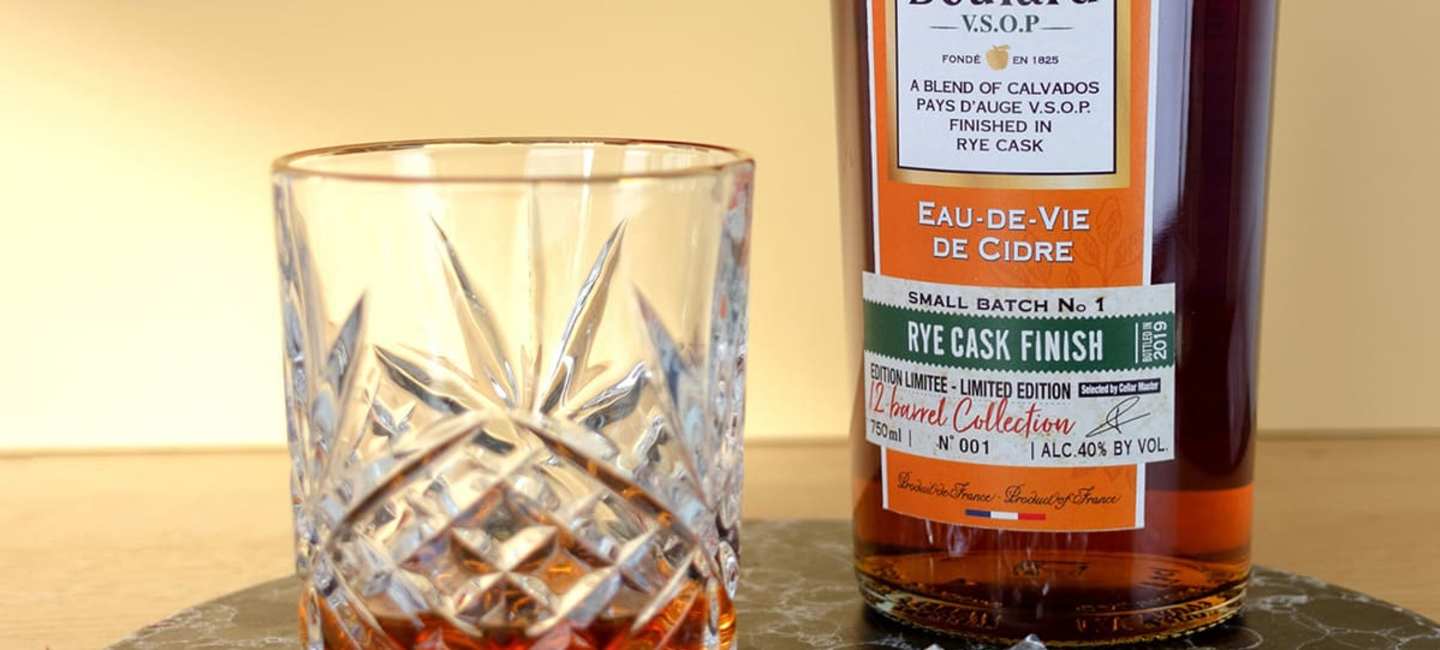 Whiskyglas och Boulard VSOP Rye Cask 
