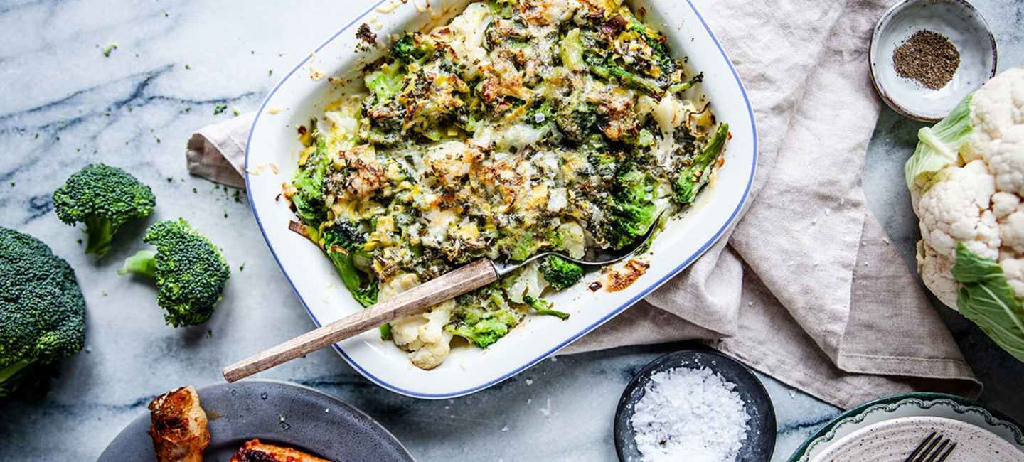Ugnsrostad kyckling och broccoligratäng