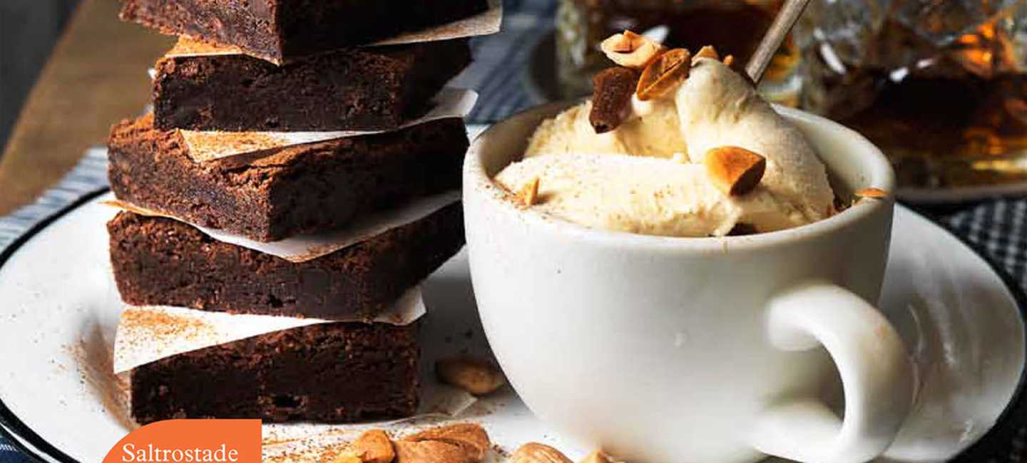 Brownie med Benchmark no. 8 whiskeyglass