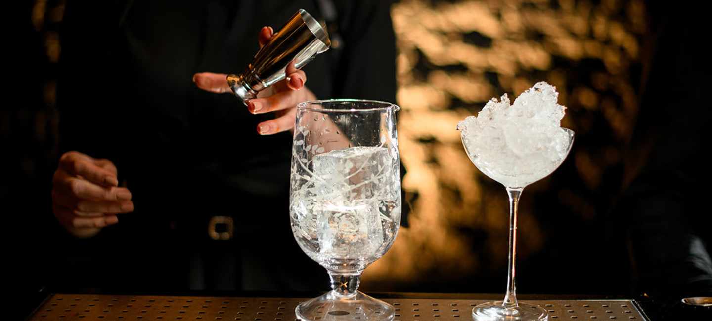 Cocktails med is