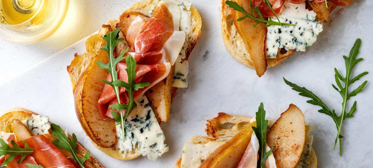 crostini med parmaskinka