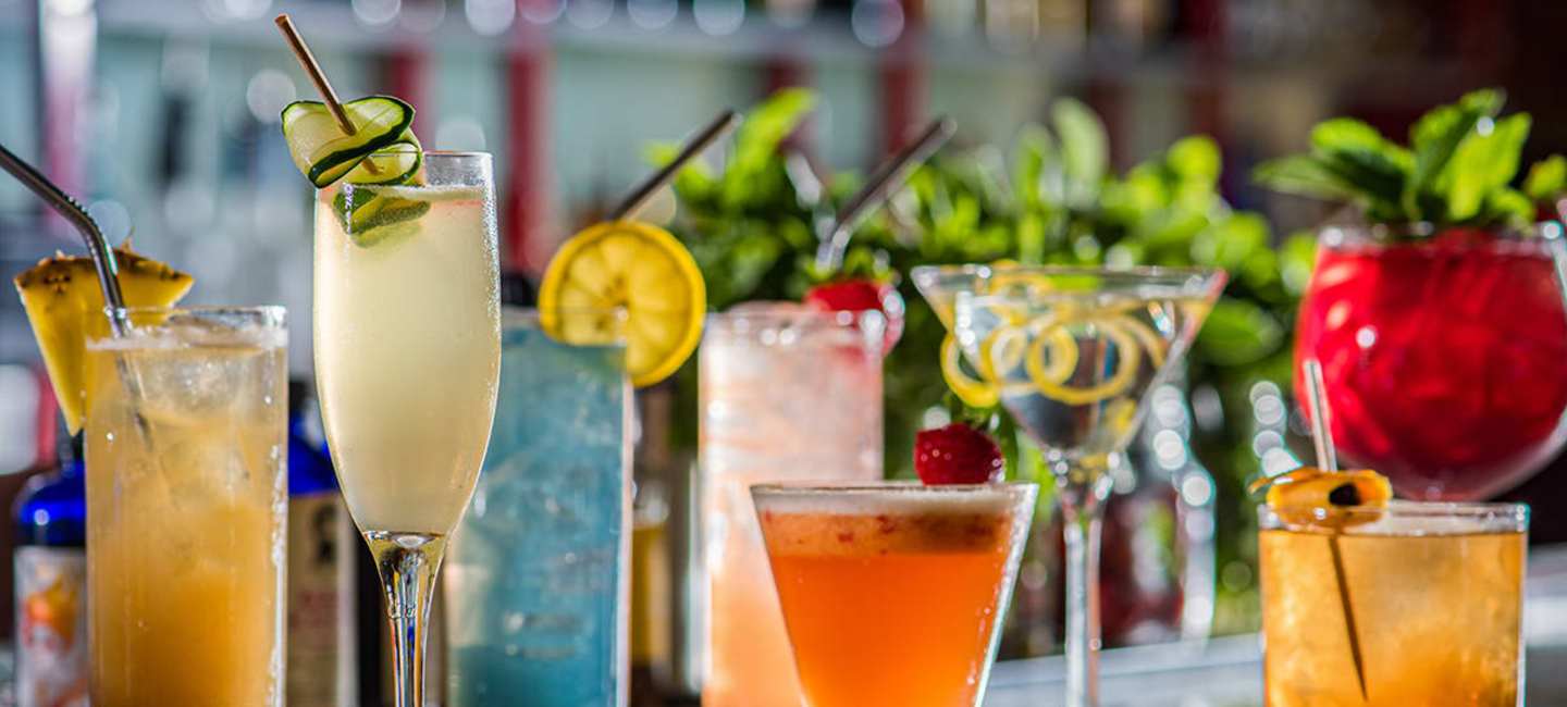 Så gör du sockerlag till dina cocktails