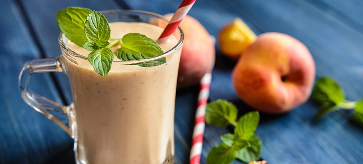 Frozen Peachaca cocktail