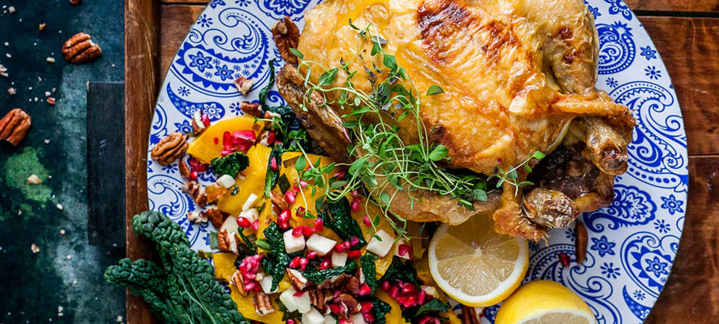Citron- och vitlökskyckling med ugnsbakad pumpasallad