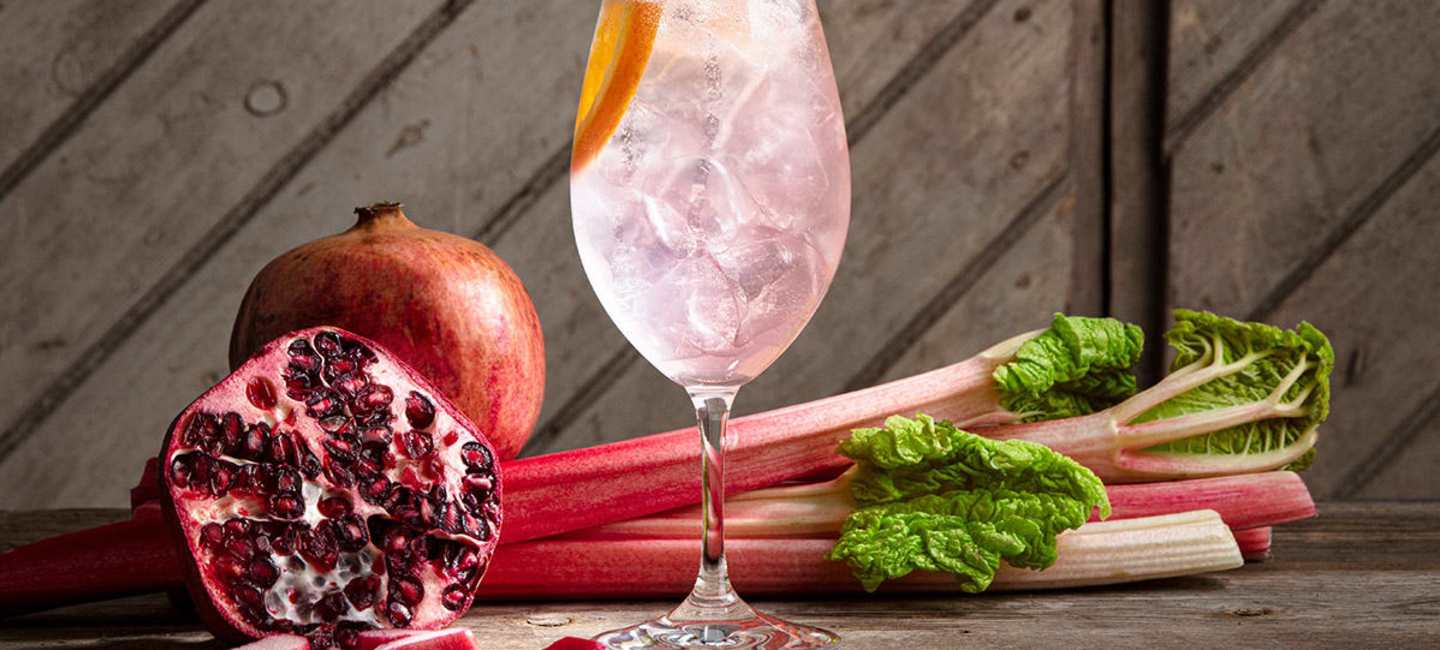 Rabarber spritz med Koskenkorva Rhubarb