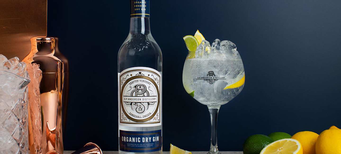 O.P. Anderson Distillery Organic Dry Gin med drink