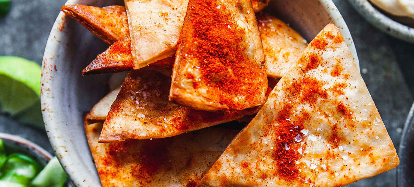 Lättfriterade tortillachips med paprika