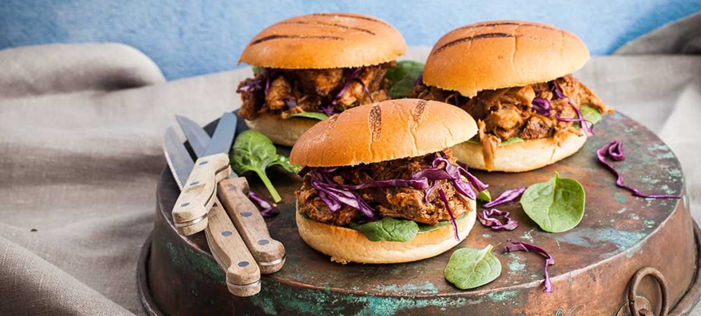 Hamburgare med pulled pork.