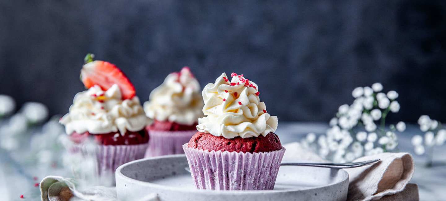 Red Velvet Cupcakes med krämig frosting
