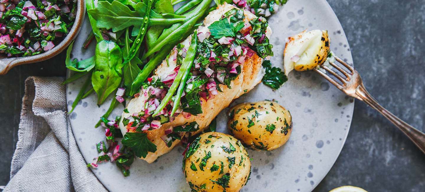 Smörstekt torskrygg med gremolata och örtslungad potatis