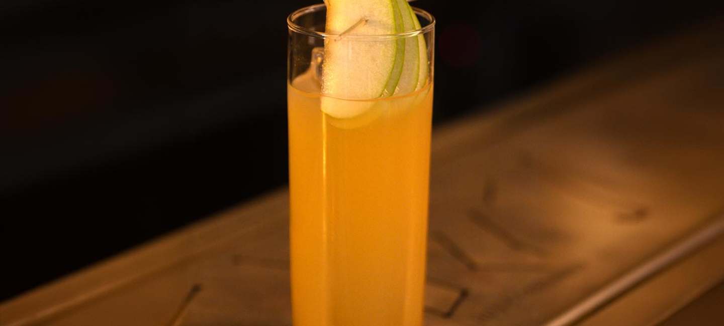 Drinken Firebapple med Fireball