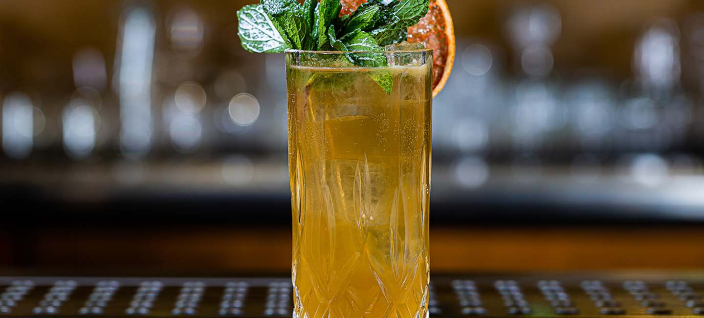 Southern Peach Iced Tea Collins