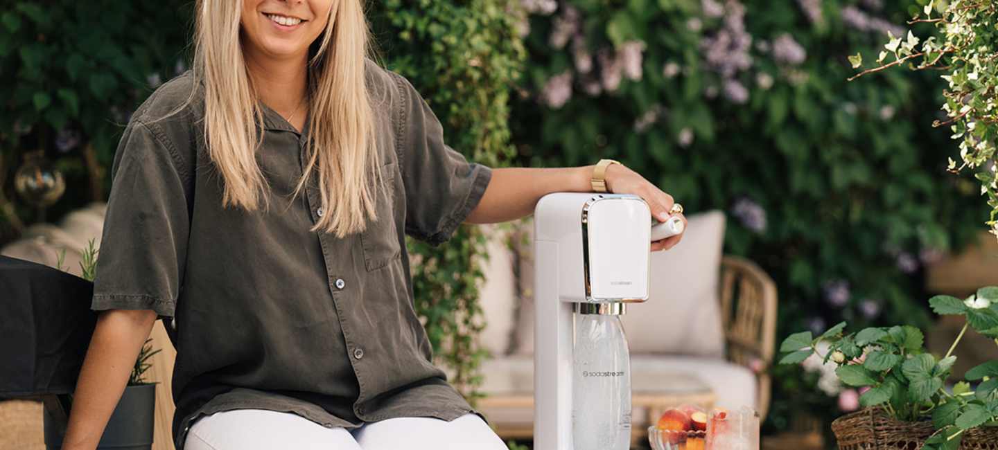 Årets Bartender Hedda Bruce - bjuder på sommarens bästa mocktails