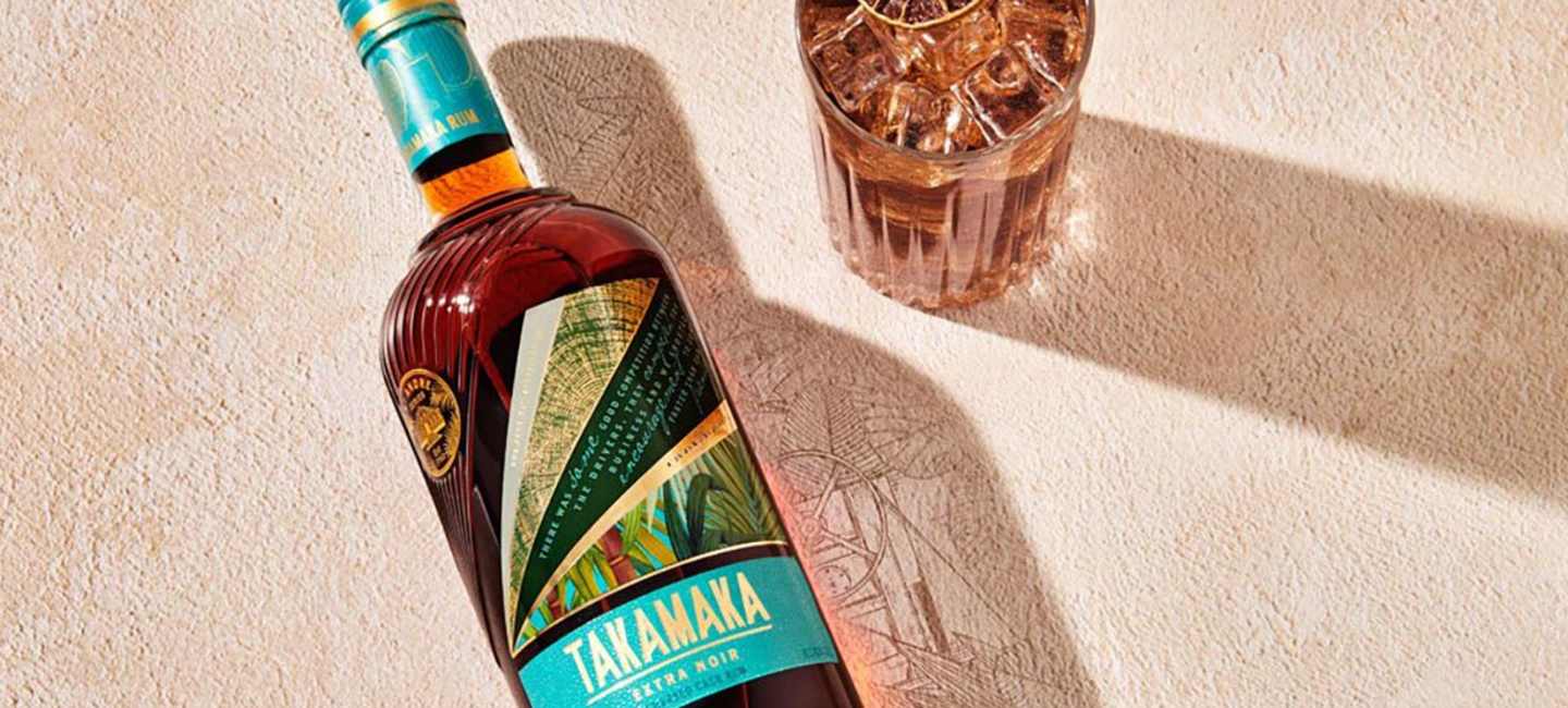 Takamaka St André Extra Noir Rum med drink