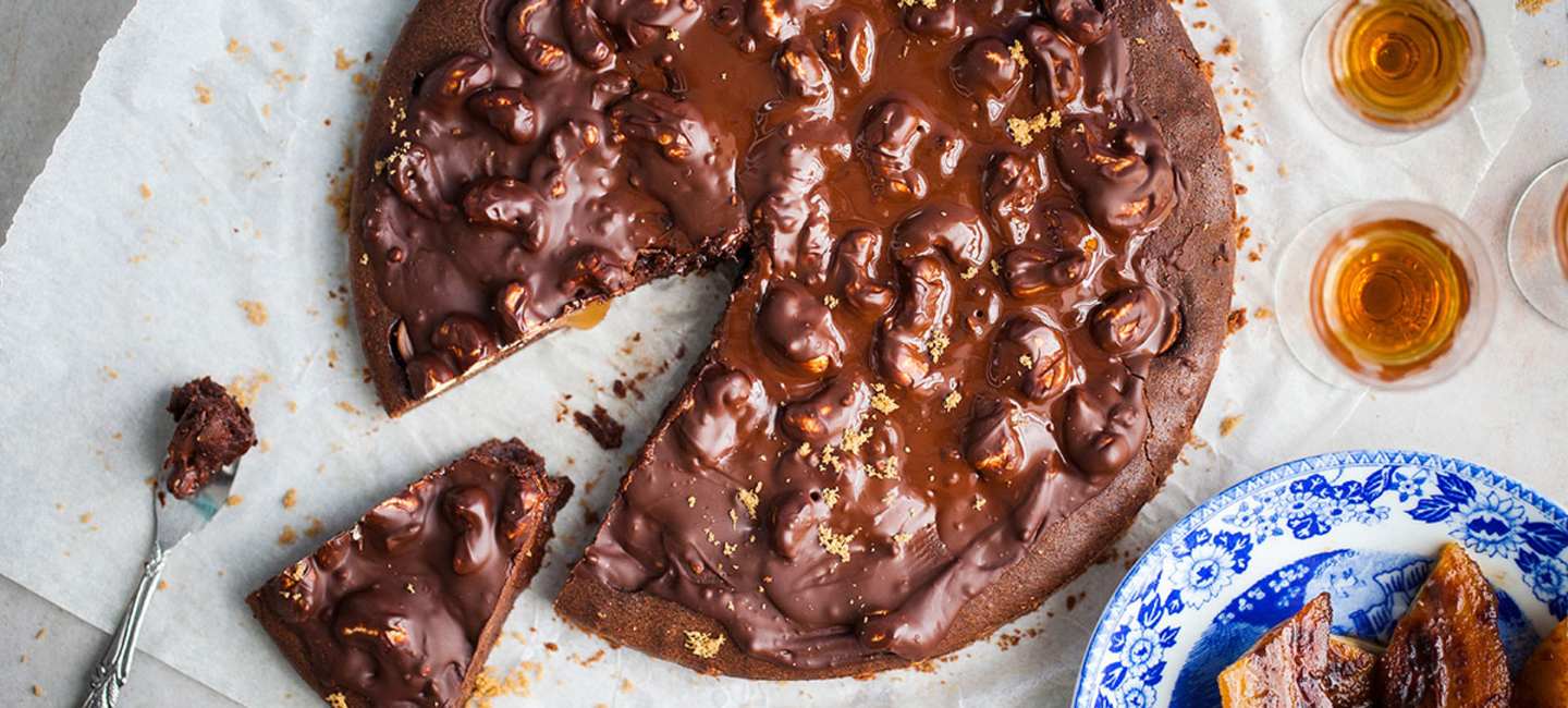 Kladdkaka med romflamberad banan