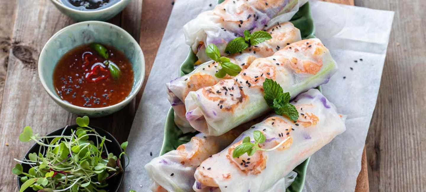 Vietnamesiska vårrullar med sås
