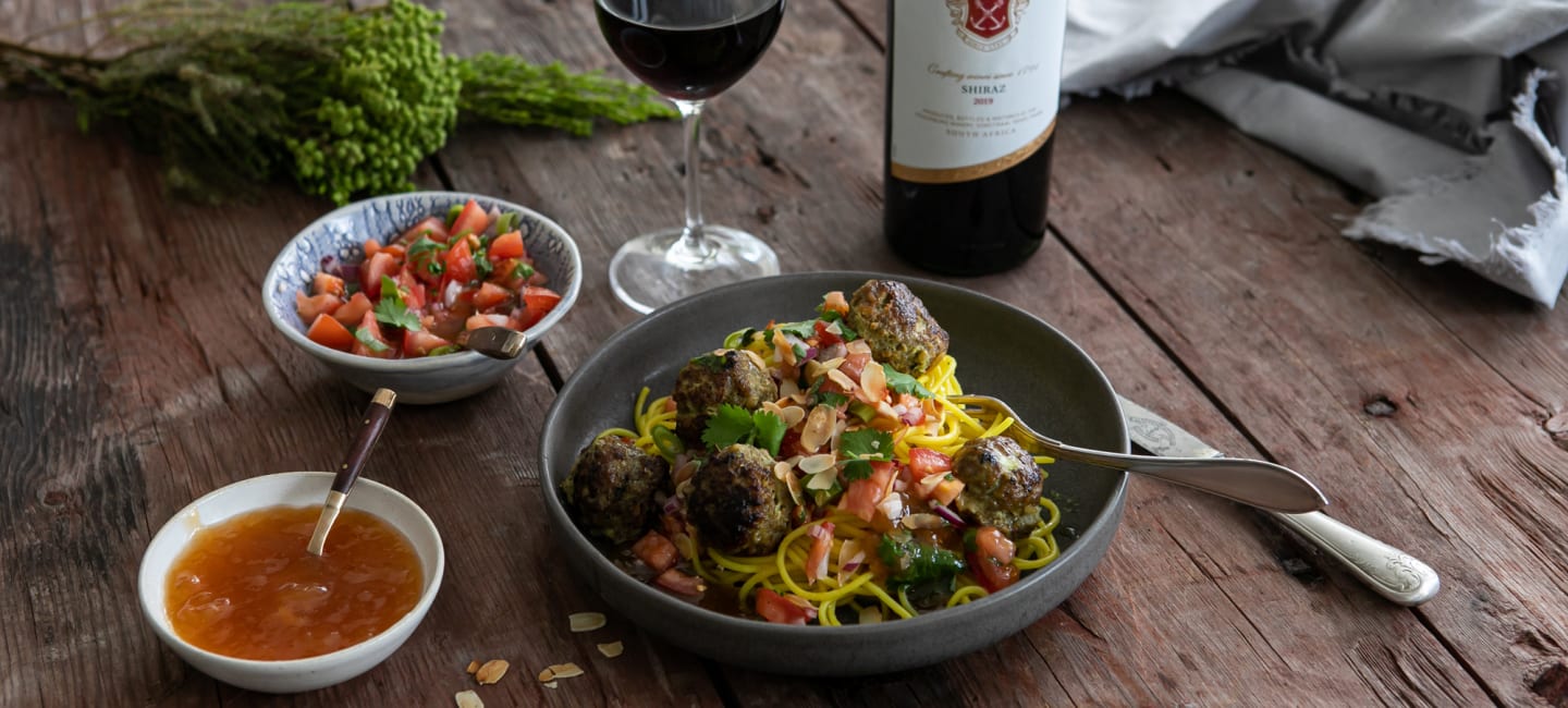 Louisen_Bobotie_lihapullat