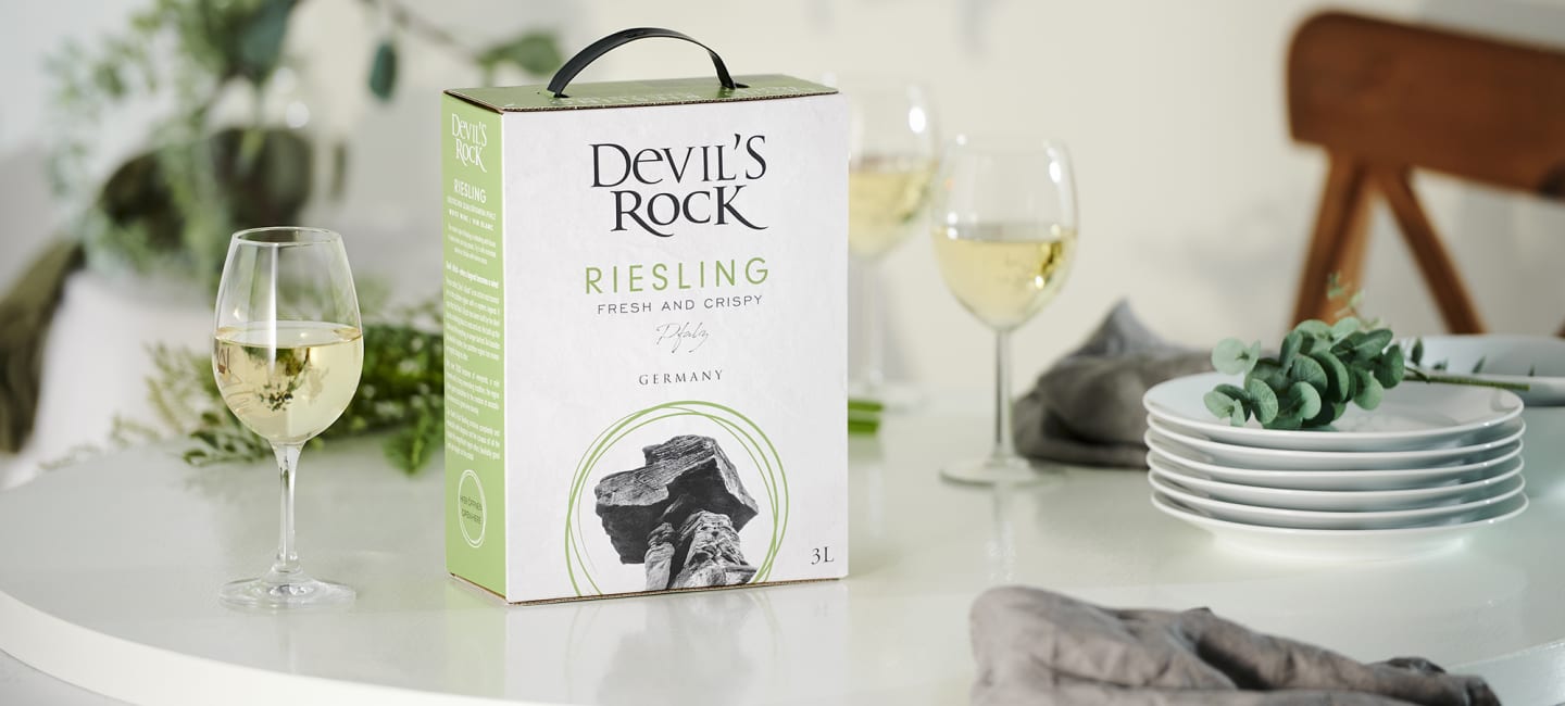 devilsrock_riesling_hanaviini