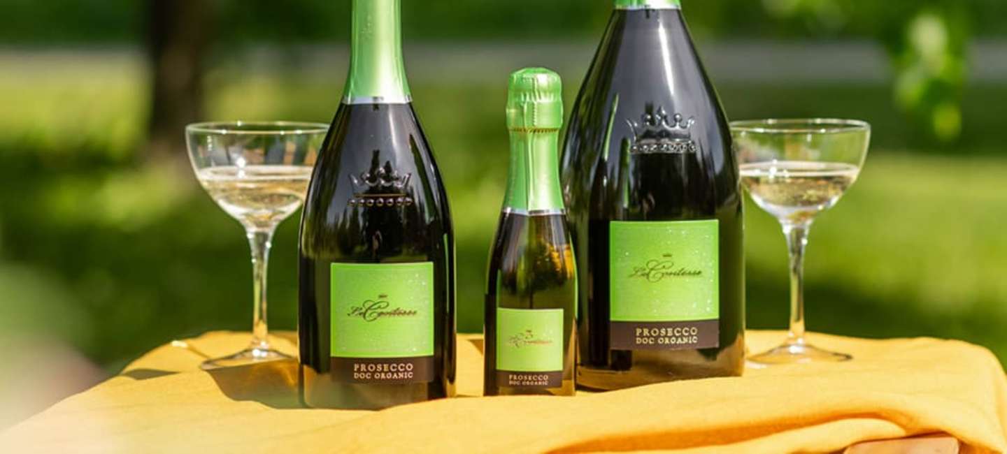 le contesse prosecco pullot pöydällä