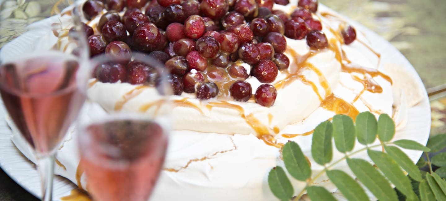 Syyssoiden pavlova + viinisuositus