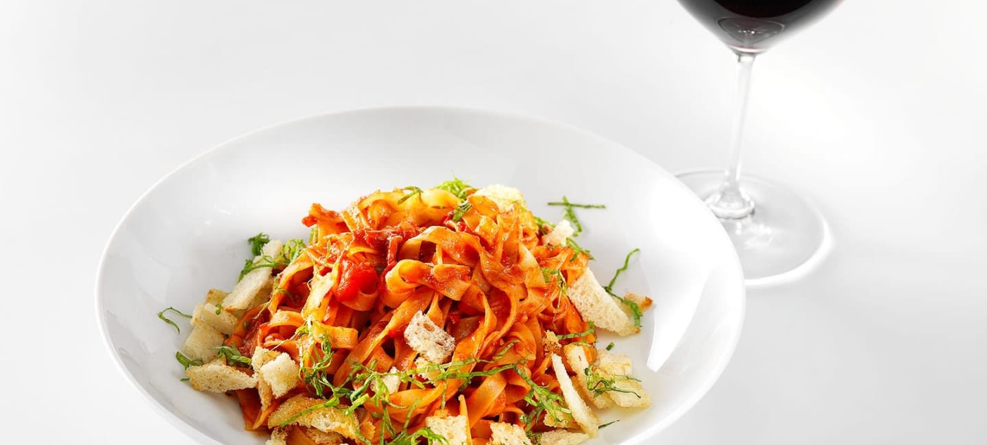 Pasta Arrabiata + viinisuositus