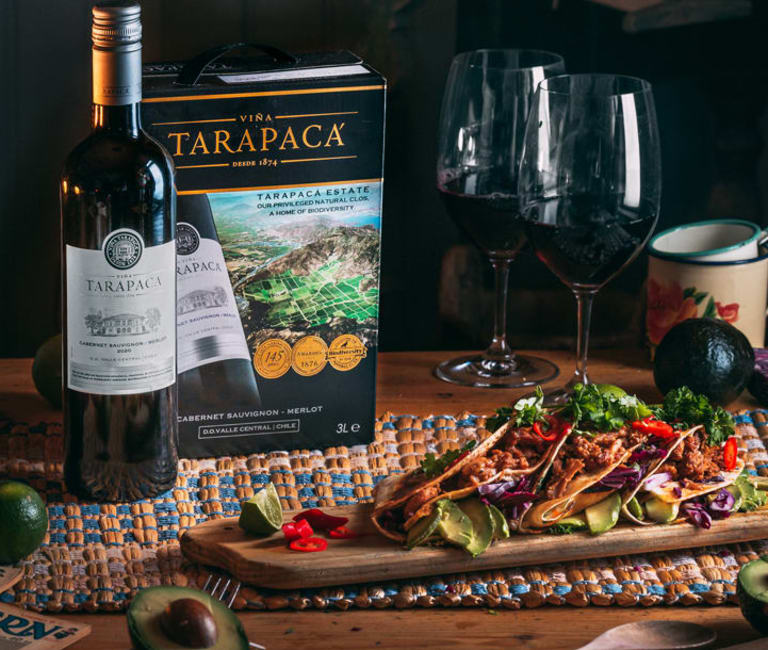 Tarapacá Cabernet Sauvignon Merlot ja nyhtöpossutortillatask | Viinimaa