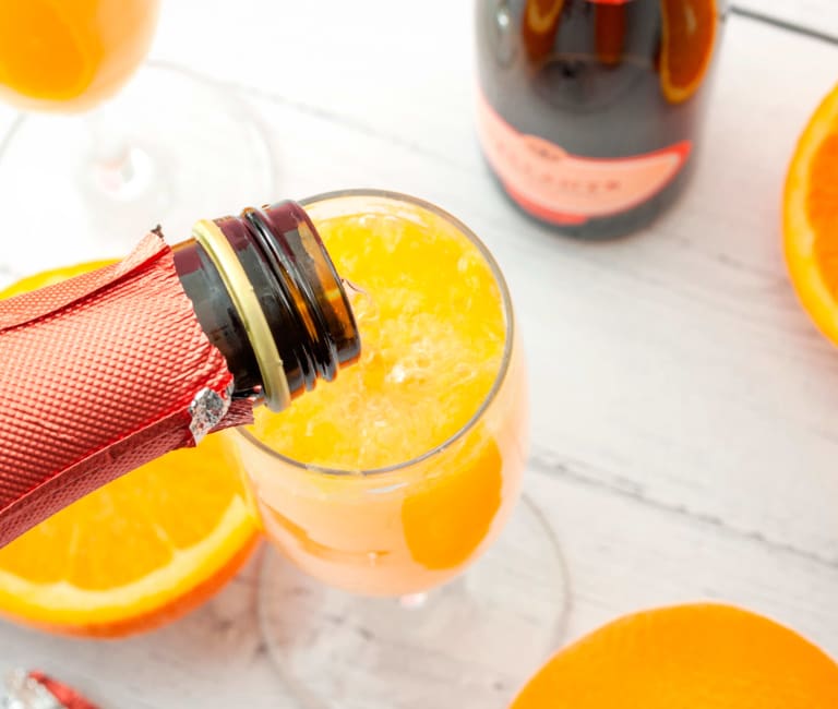 mimosa-drinkki-katso-oikea-ohje-ja-parhaat-valmistusvinkit-viinimaa