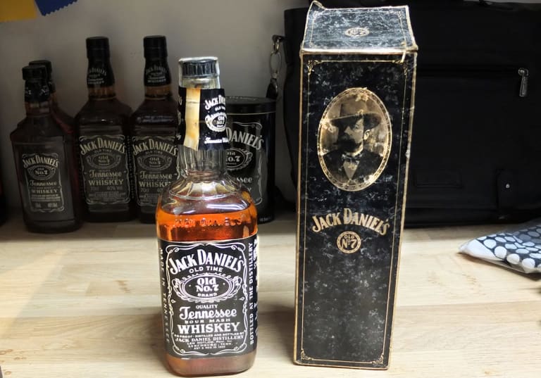 Gammal Jack Daniel's-flaska